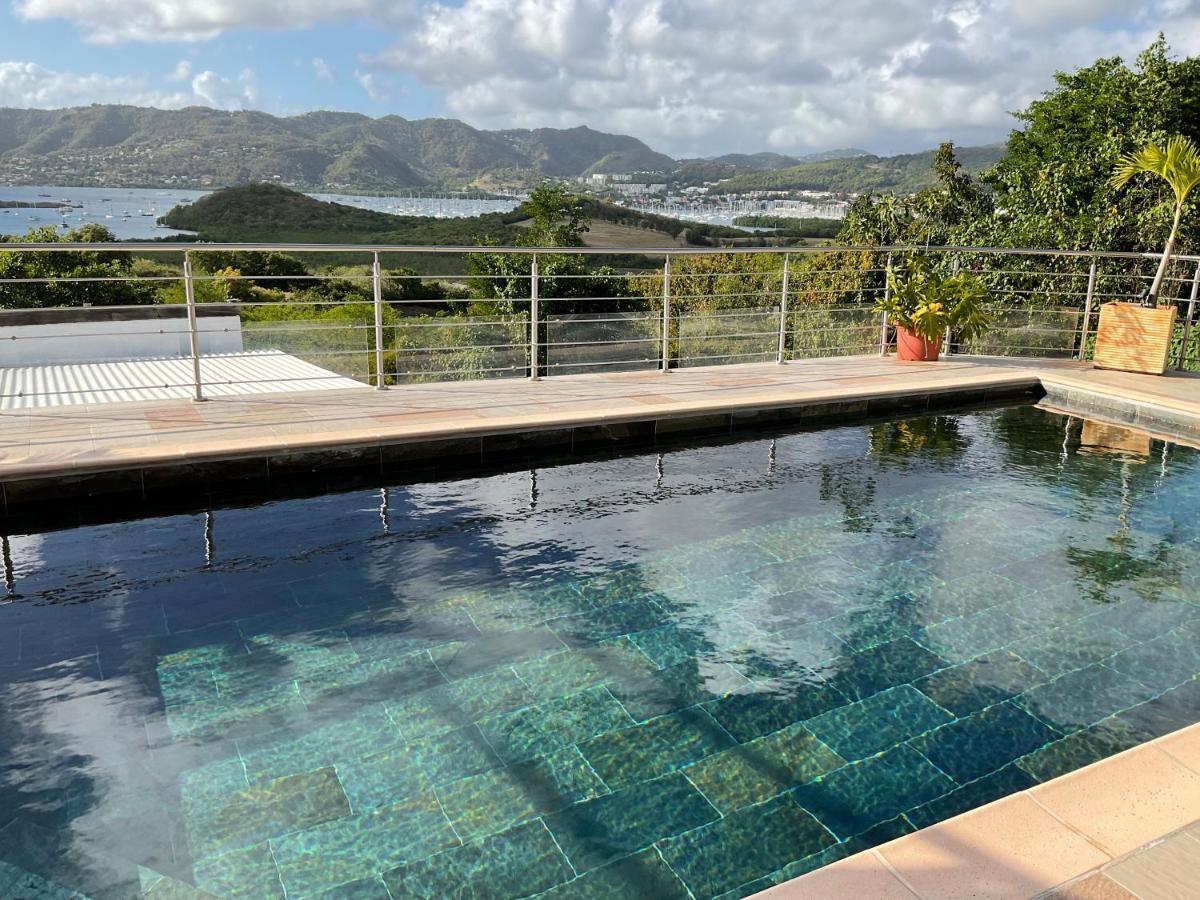 Bas De Villa Piscine Petit Versailles Sainte Anne Buitenkant foto