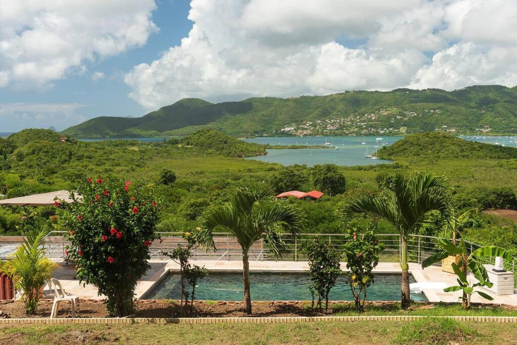 Bas De Villa Piscine Petit Versailles Sainte Anne Buitenkant foto