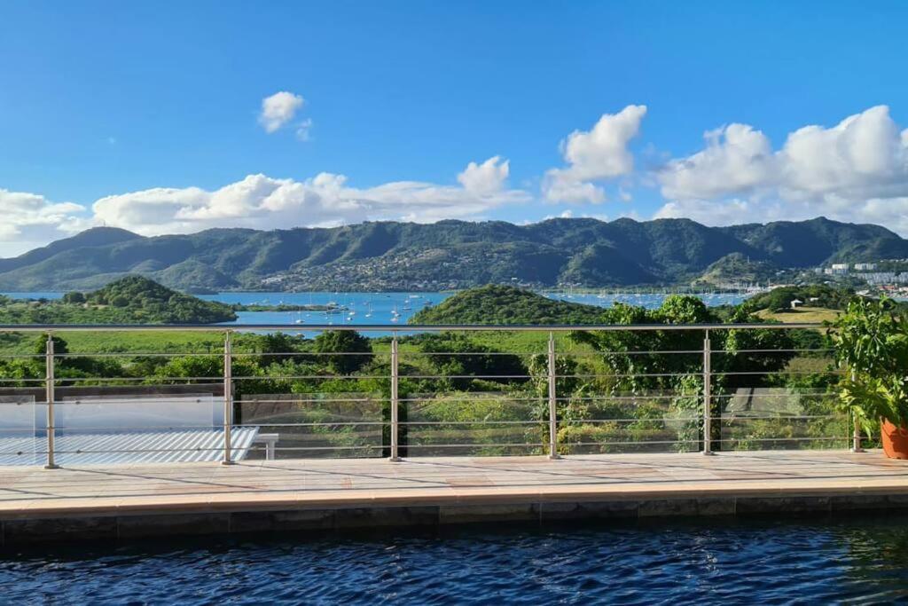 Bas De Villa Piscine Petit Versailles Sainte Anne Buitenkant foto