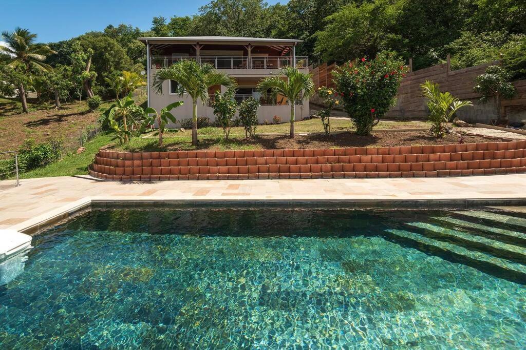 Bas De Villa Piscine Petit Versailles Sainte Anne Buitenkant foto