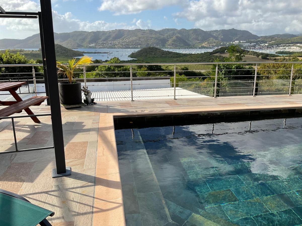 Bas De Villa Piscine Petit Versailles Sainte Anne Buitenkant foto